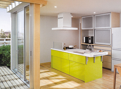 キッチンを囲んで料理できるアイランド型